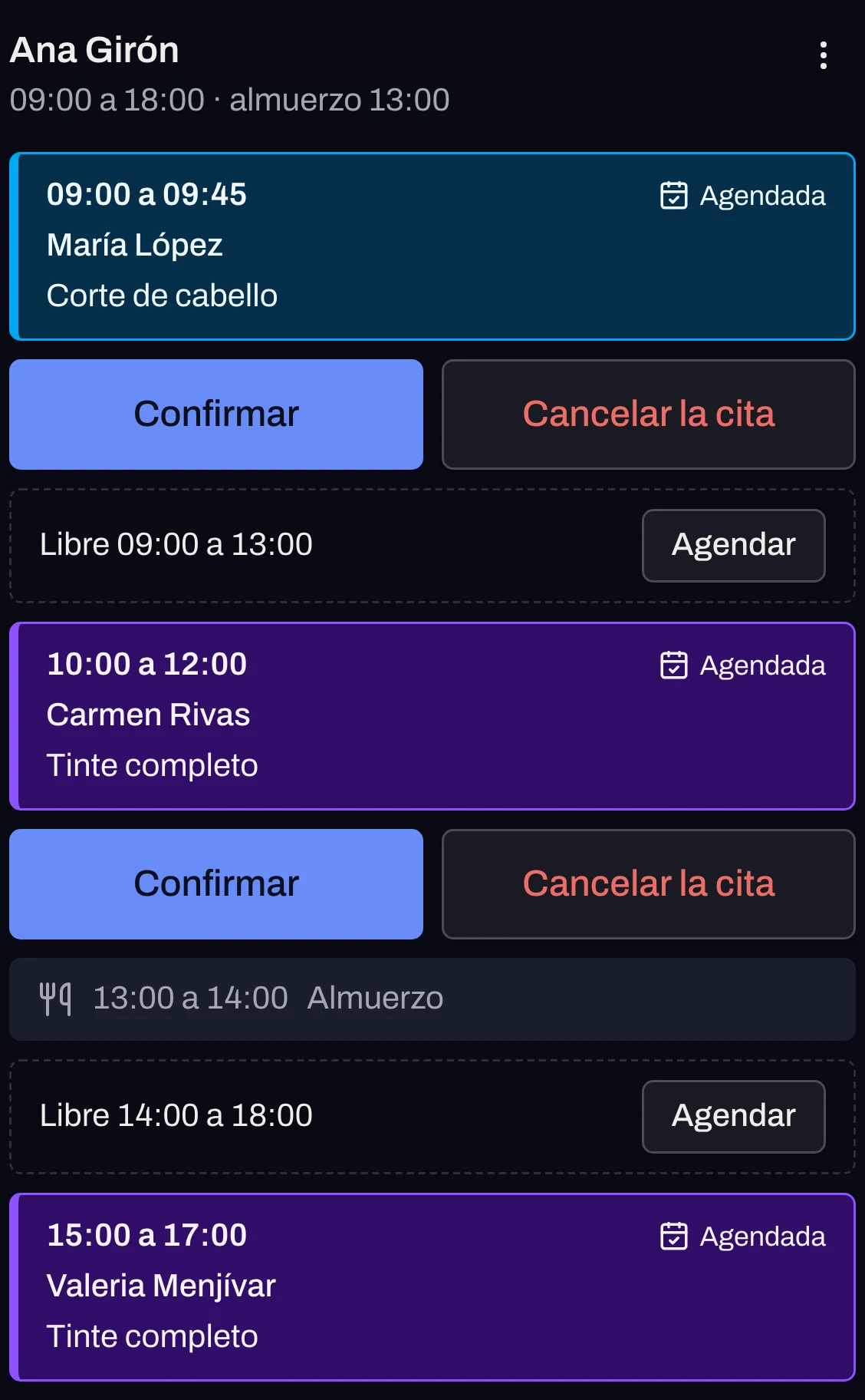 Agenda de una estilista: una cita con su servicio y un hueco libre para agendar.